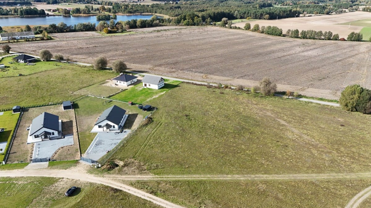 Działka  pokojowe na Sprzedaż