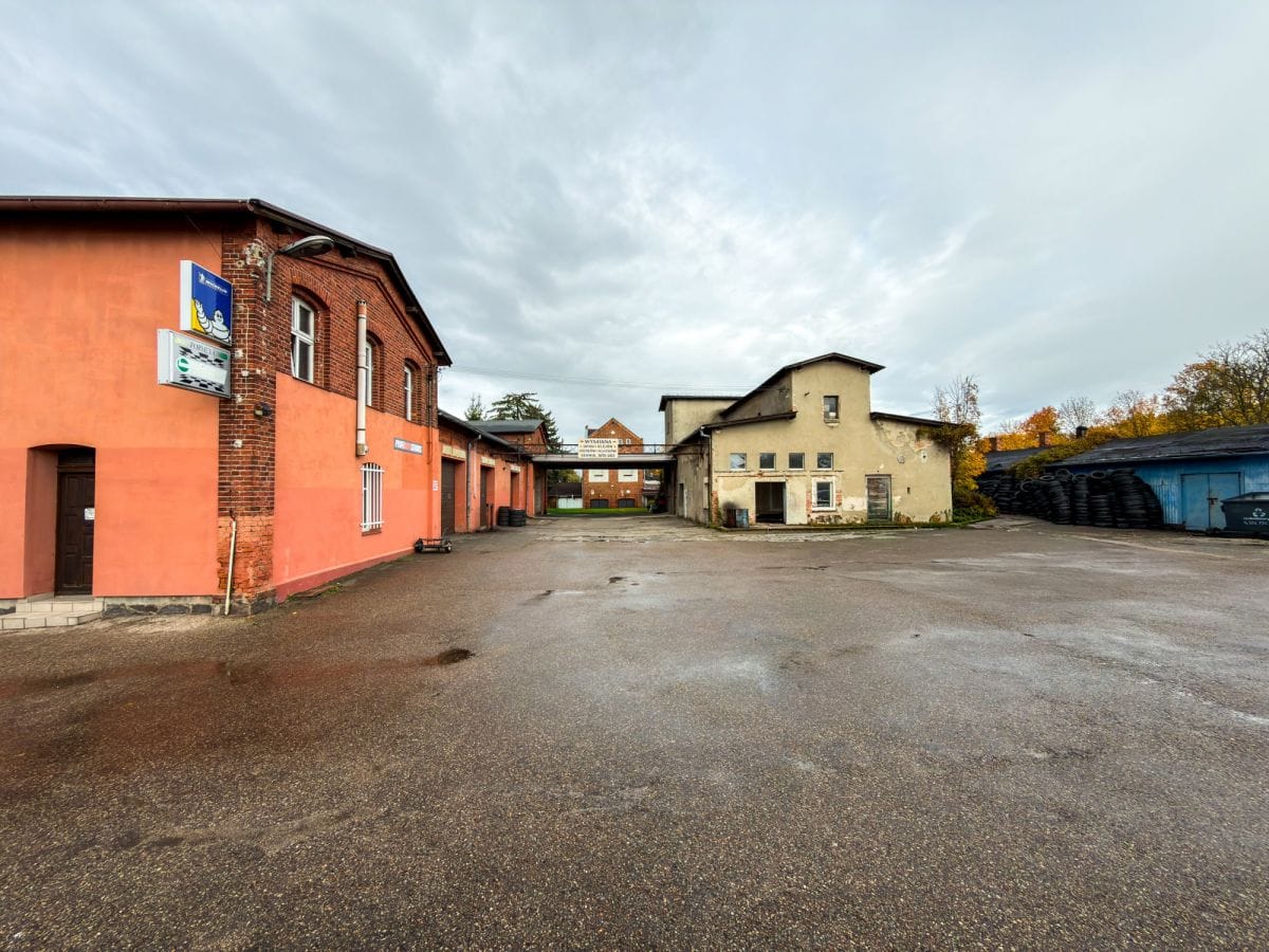 Lokal użytkowy  pokojowe na Sprzedaż