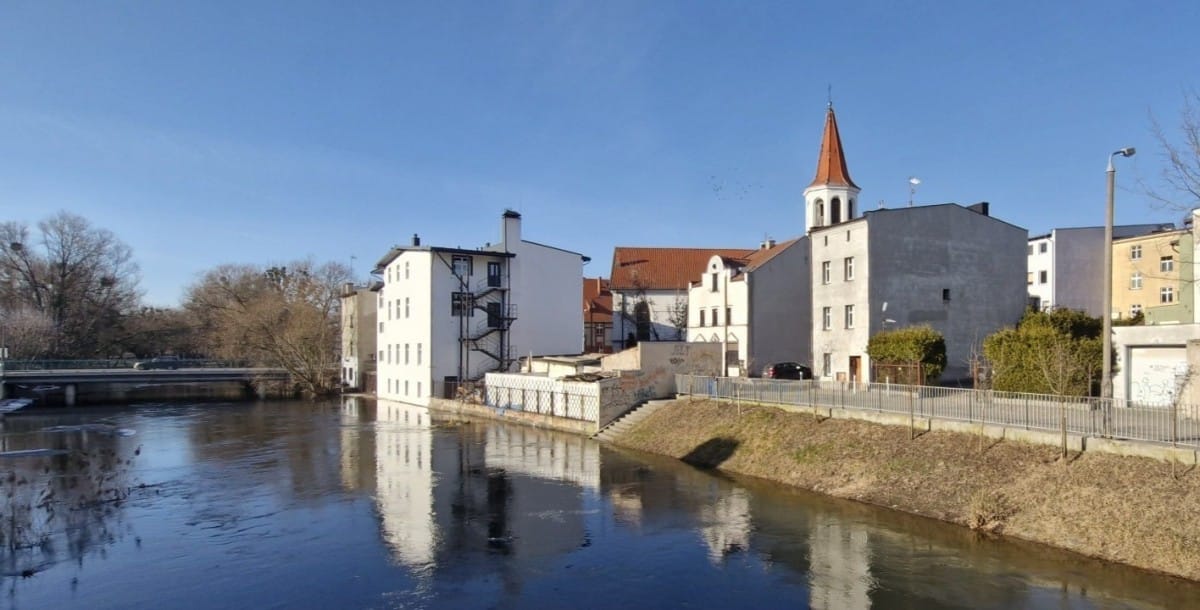 Dom 8 pokojowe na Sprzedaż