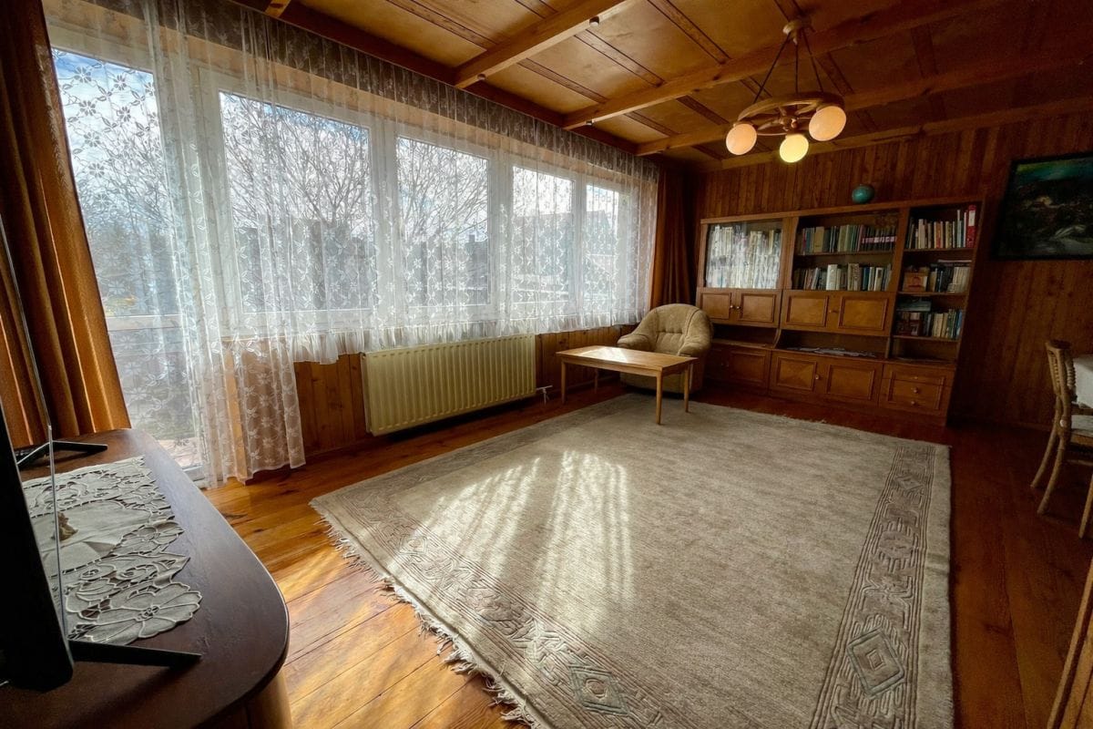 Dom 4 pokojowe na Sprzedaż