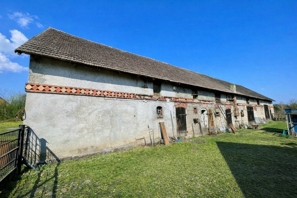 Dom 4 pokojowe na Sprzedaż