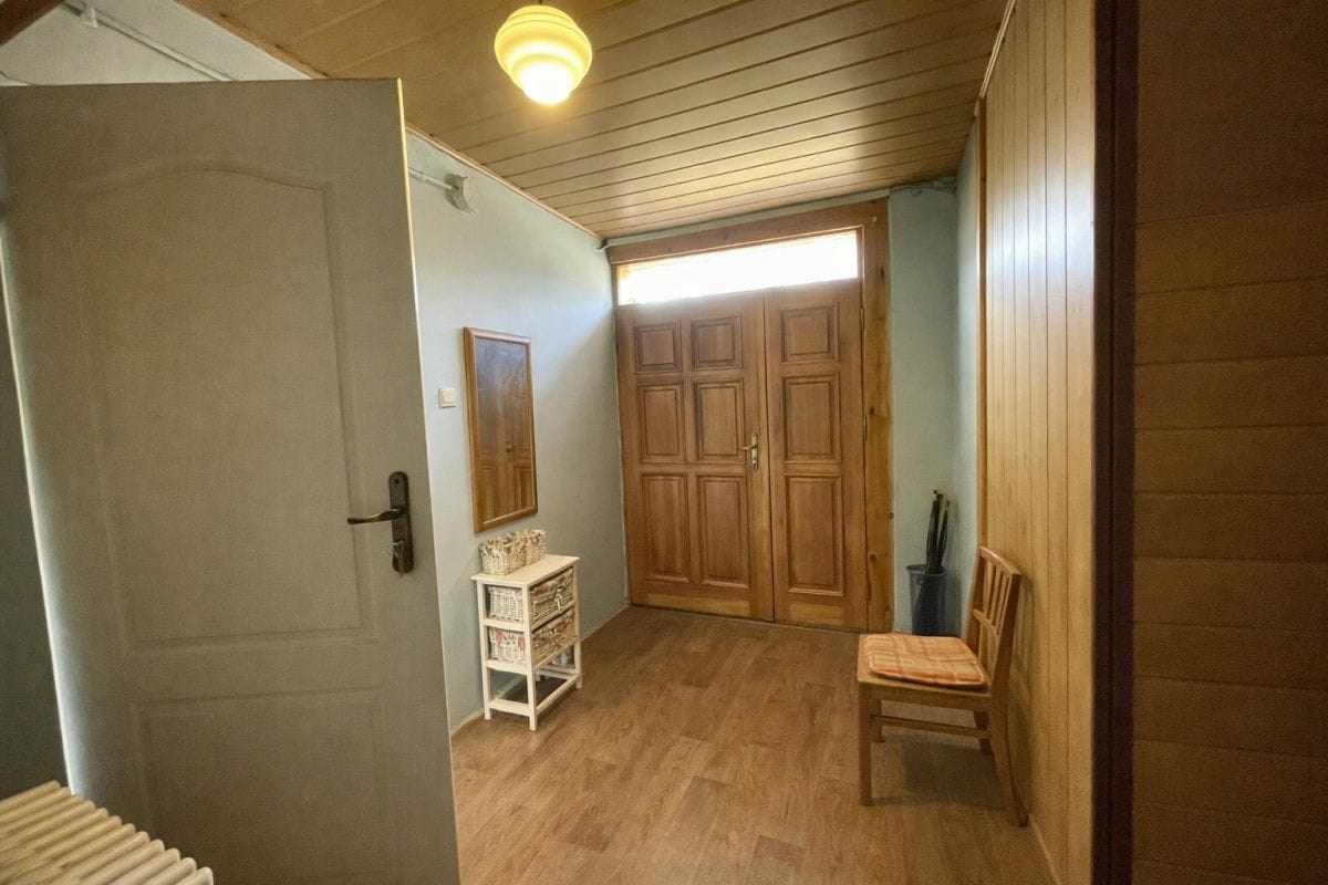 Dom 4 pokojowe na Sprzedaż