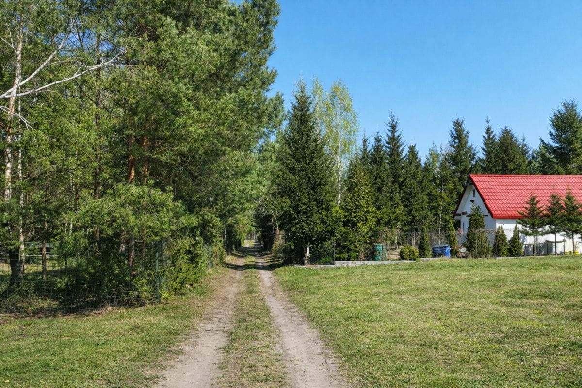 Działka  pokojowe na Sprzedaż