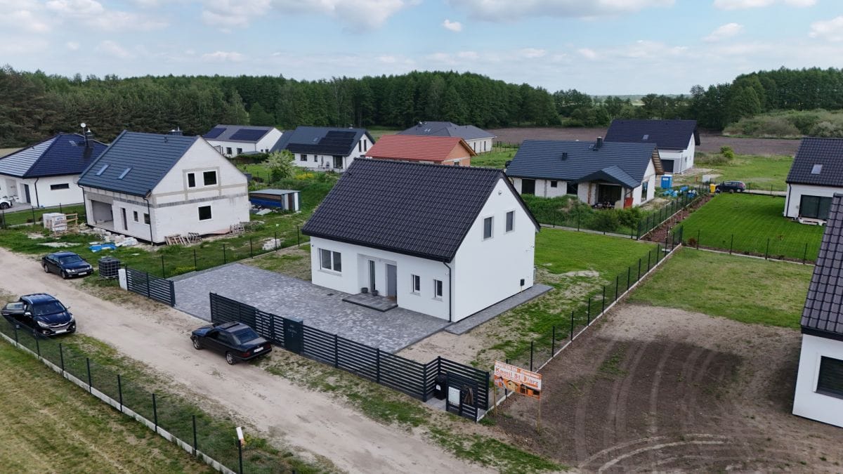 Dom 4 pokojowe na Sprzedaż