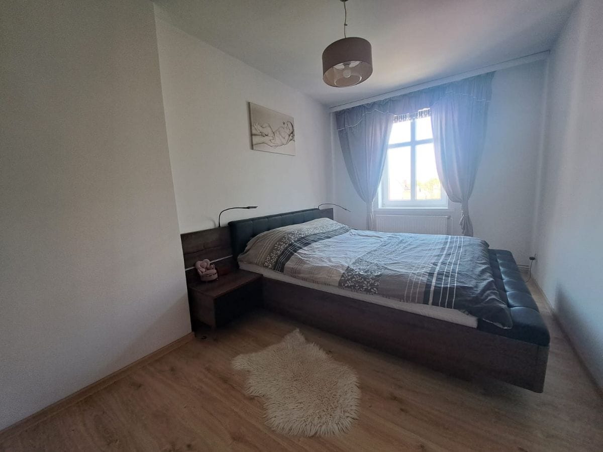 Mieszkanie 4 pokojowe na Sprzedaż