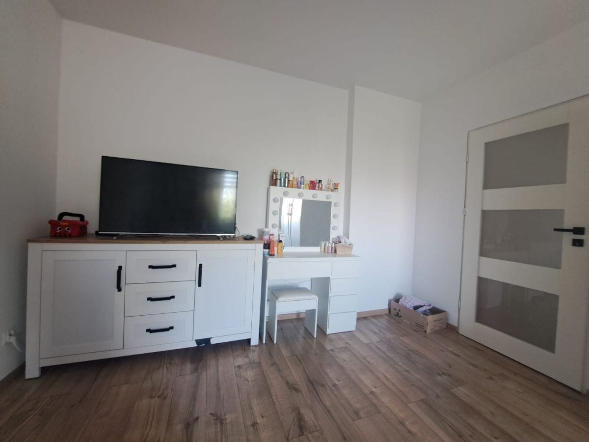 Mieszkanie 4 pokojowe na Sprzedaż