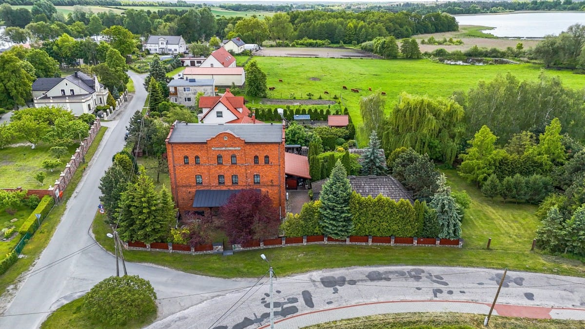 Lokal użytkowy  pokojowe na Sprzedaż