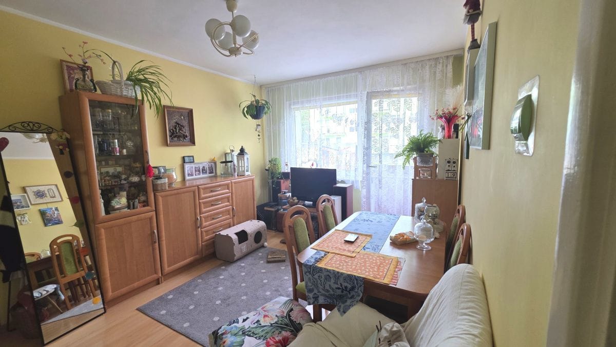 Mieszkanie 3 pokojowe na Sprzedaż