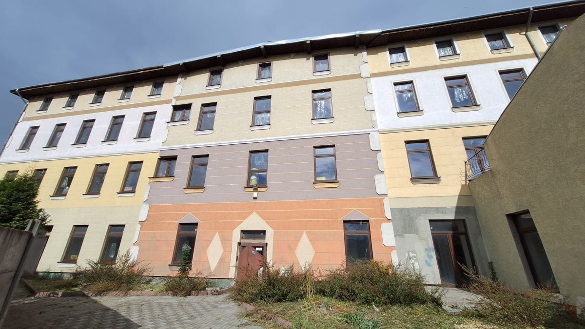 Lokal użytkowy  pokojowe na Sprzedaż