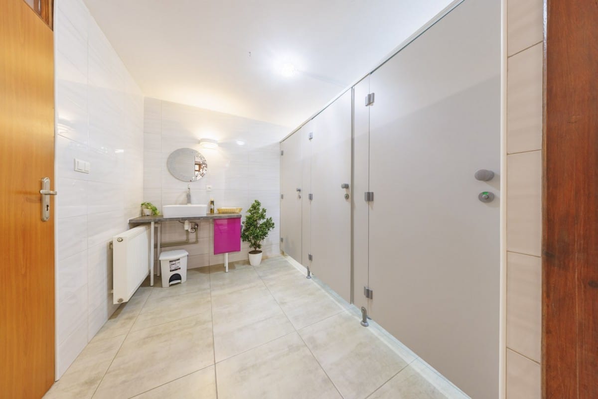 Lokal użytkowy  pokojowe na Wynajem