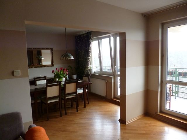 Mieszkanie 4 pokojowe na Sprzedaż