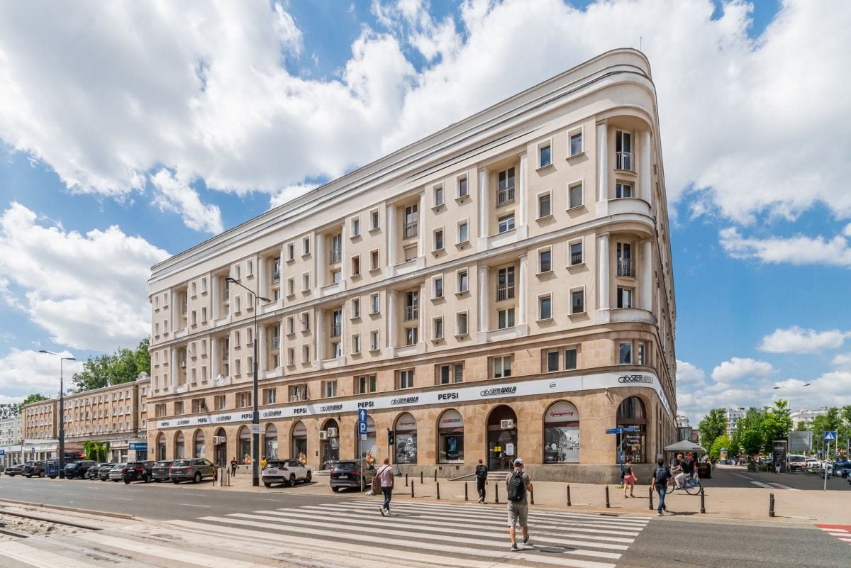 Mieszkanie 3 pokojowe na Sprzedaż