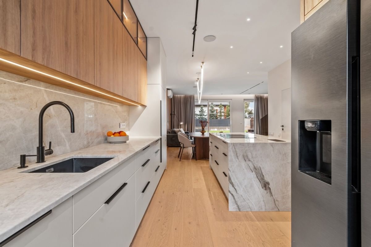 Dom 6 pokojowe na Sprzedaż