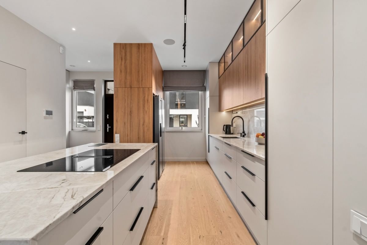 Dom 6 pokojowe na Sprzedaż