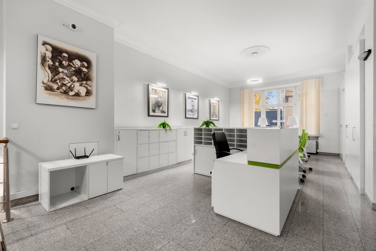 Lokal użytkowy  pokojowe na Wynajem