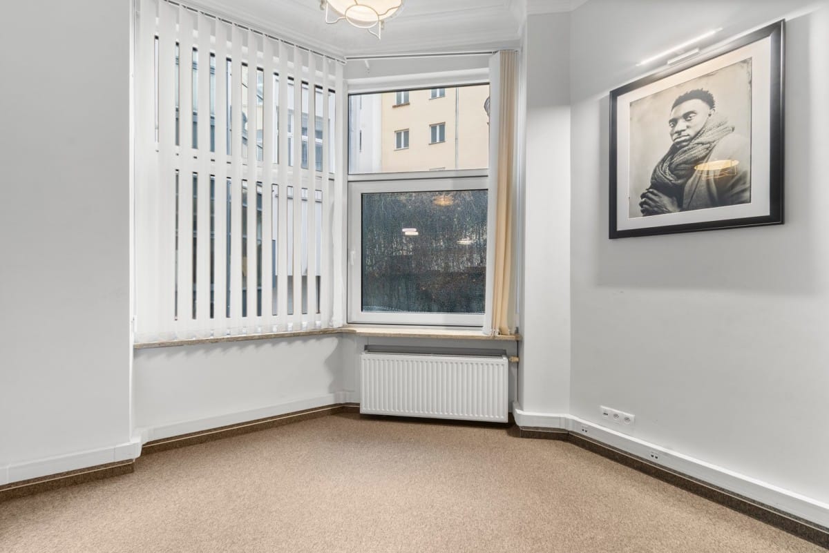 Lokal użytkowy  pokojowe na Wynajem