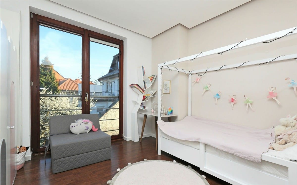 Dom 10 pokojowe na Wynajem