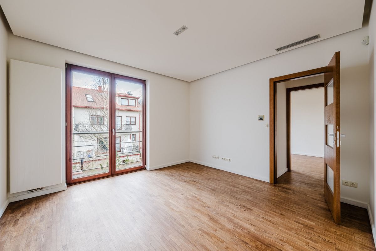 Dom 9 pokojowe na Wynajem