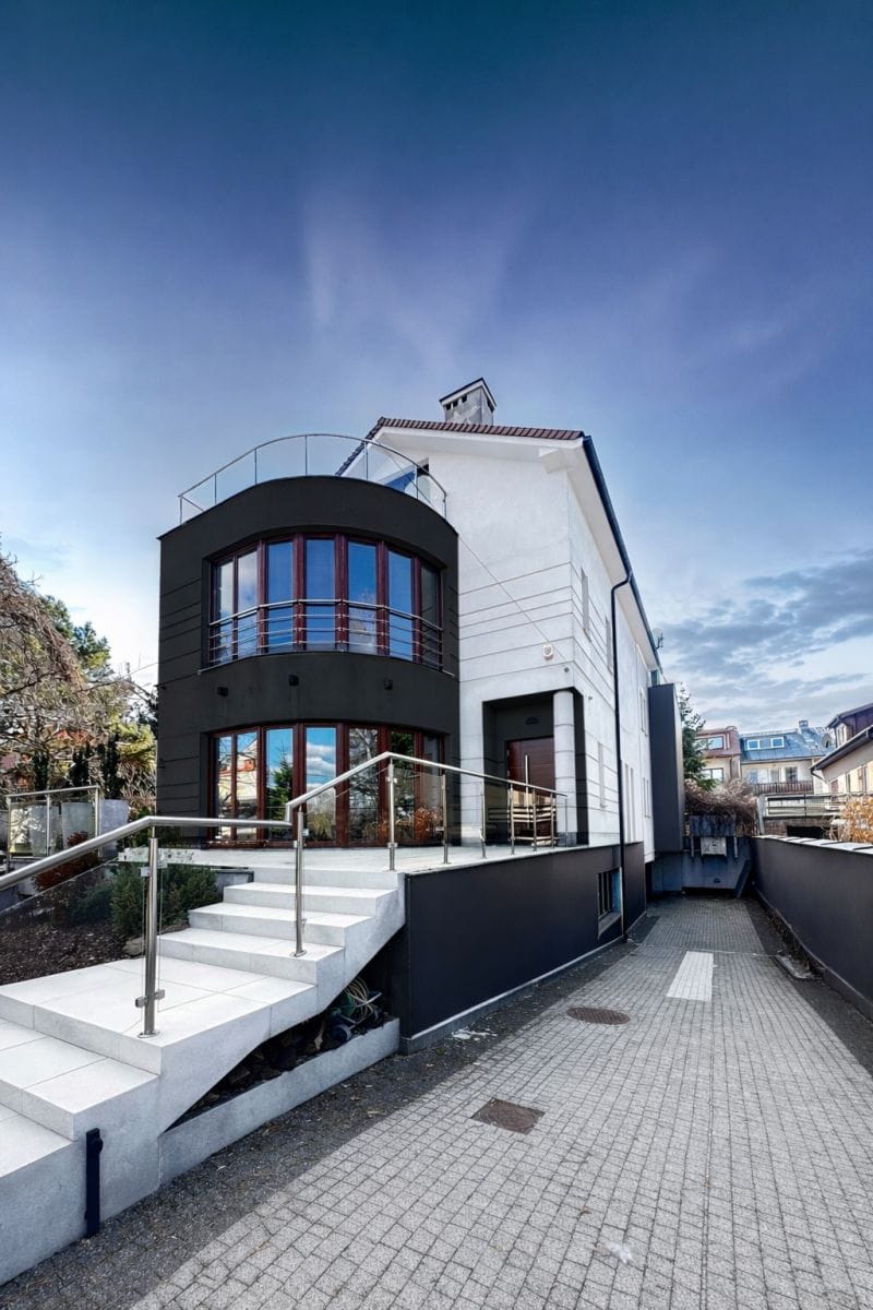 Dom 9 pokojowe na Wynajem