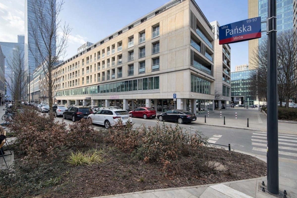 Lokal użytkowy  pokojowe na Sprzedaż