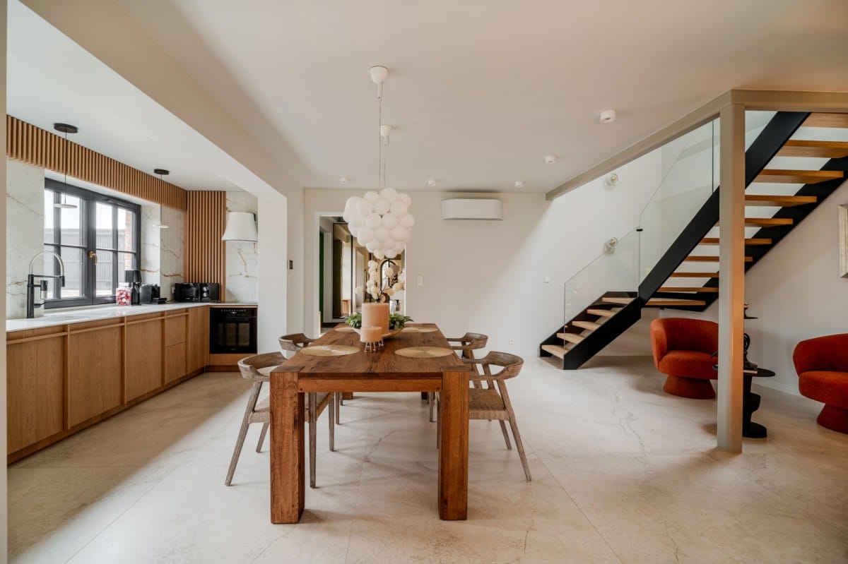 Dom 5 pokojowe na Sprzedaż