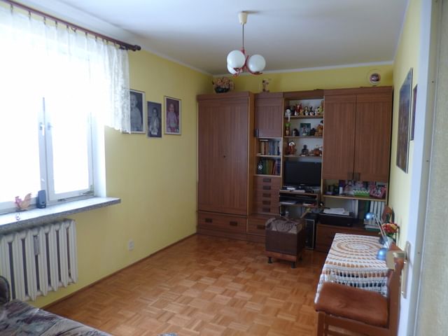 Mieszkanie 4 pokojowe na Sprzedaż