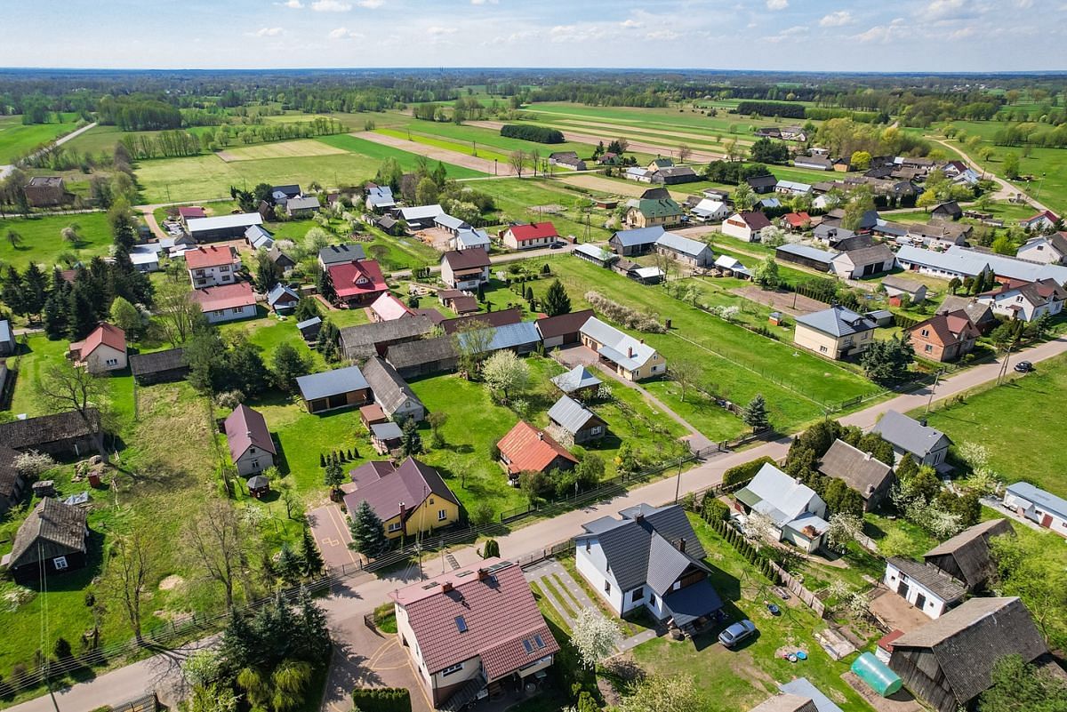 Działka  pokojowe na Sprzedaż