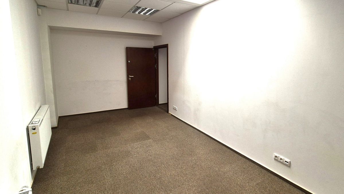 Lokal użytkowy  pokojowe na Wynajem