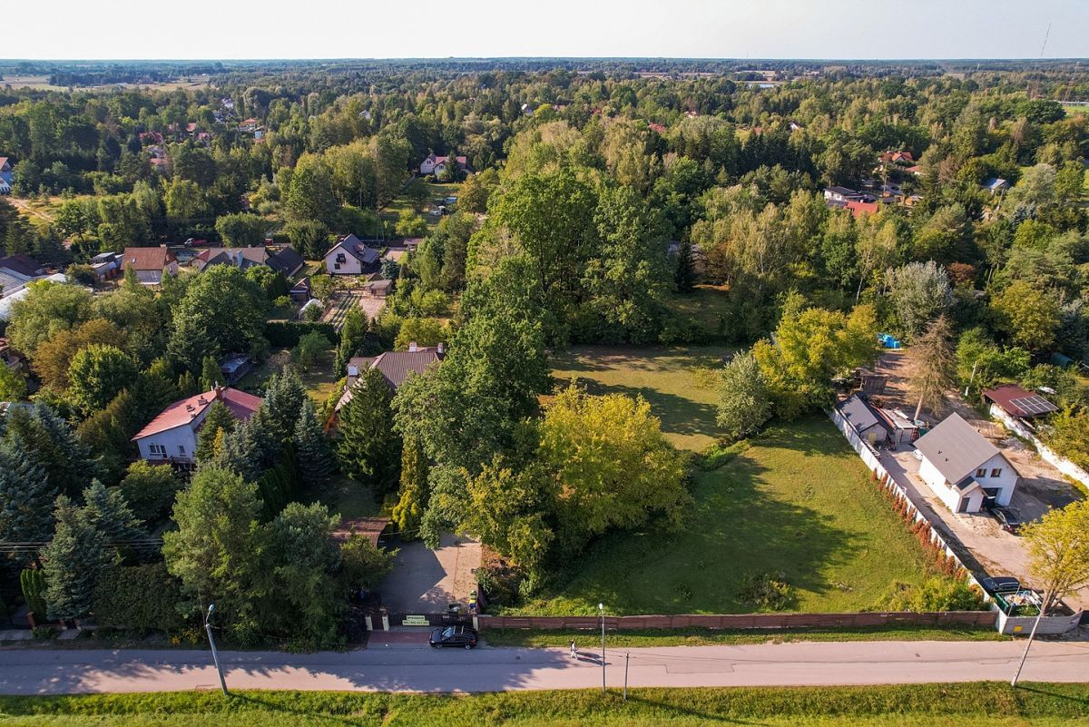 Działka  pokojowe na Sprzedaż