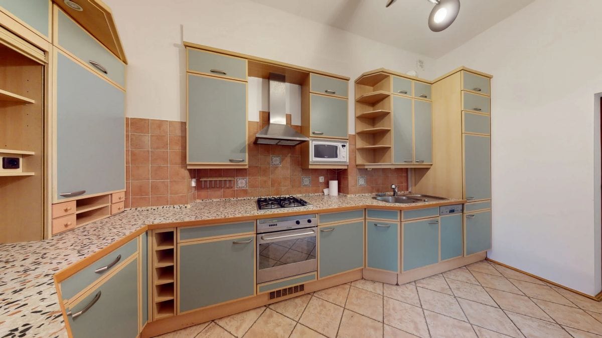 Mieszkanie 5 pokojowe na Sprzedaż