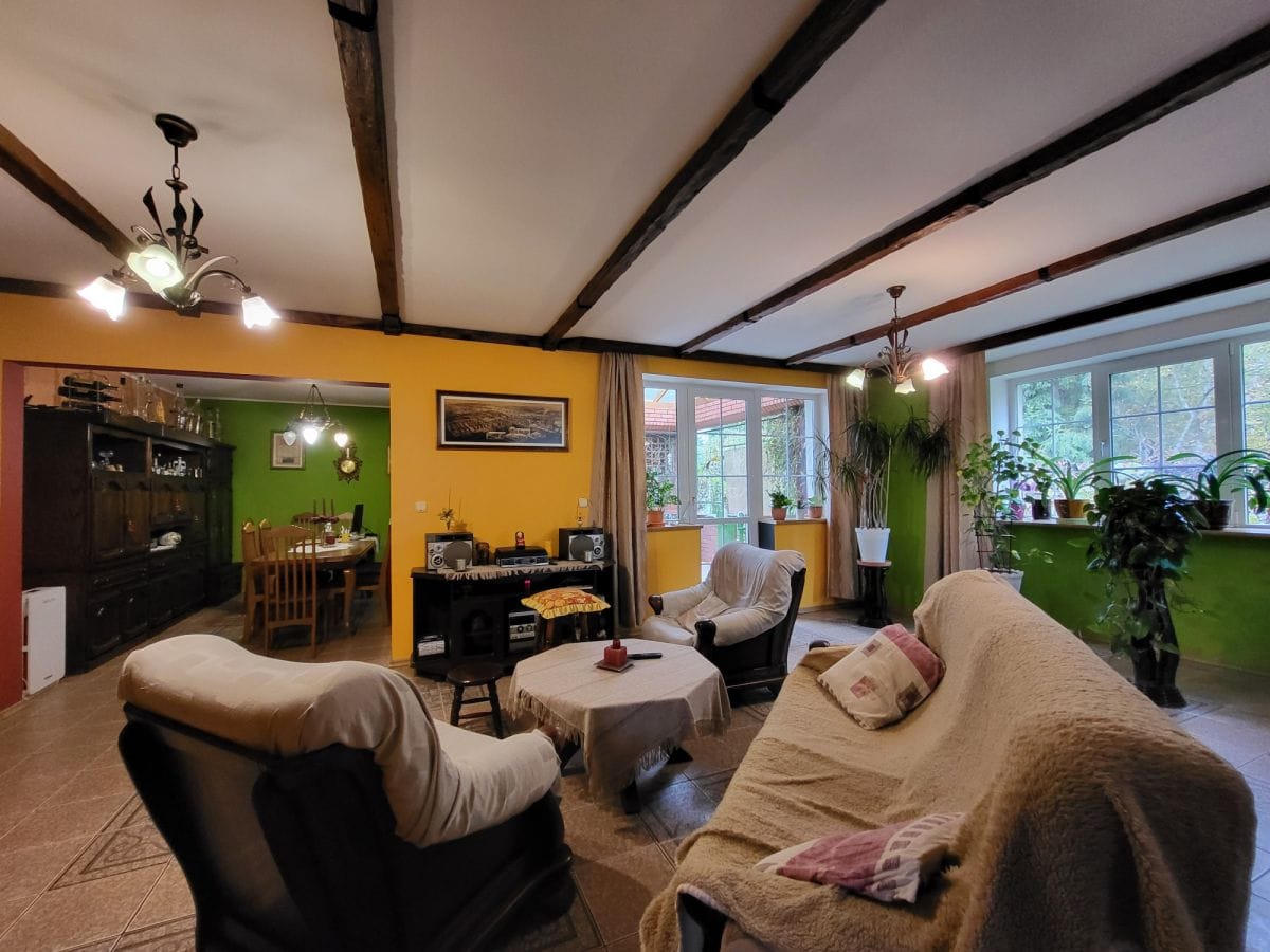 Dom 5 pokojowe na Sprzedaż