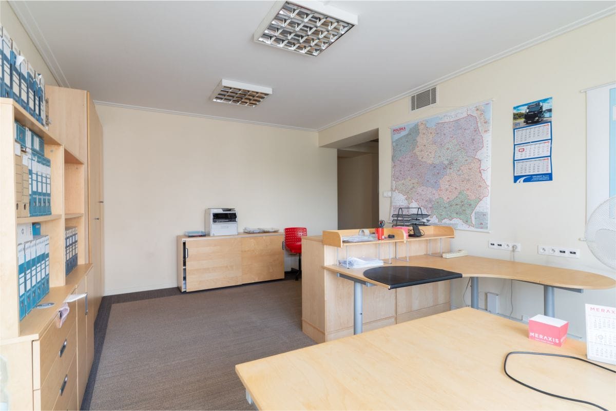 Mieszkanie 4 pokojowe na Sprzedaż