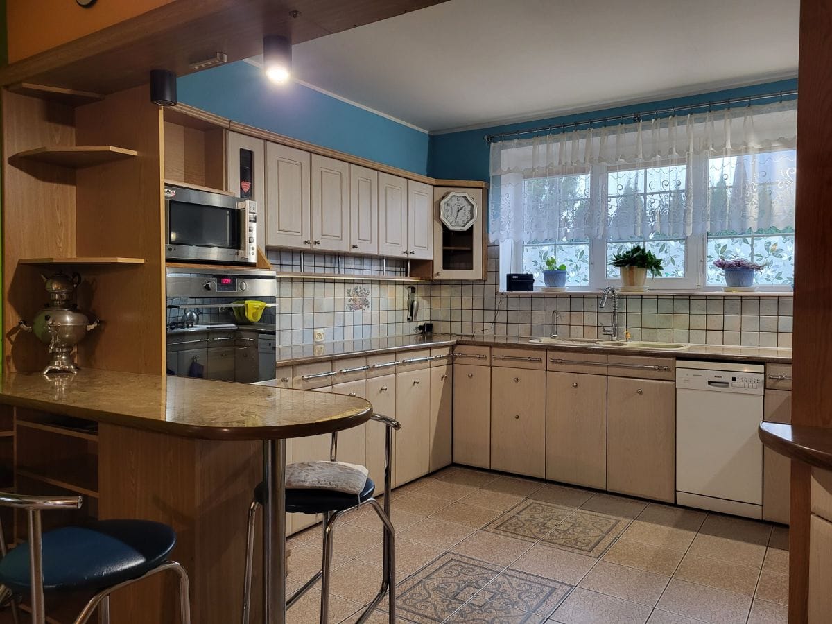 Dom 5 pokojowe na Sprzedaż