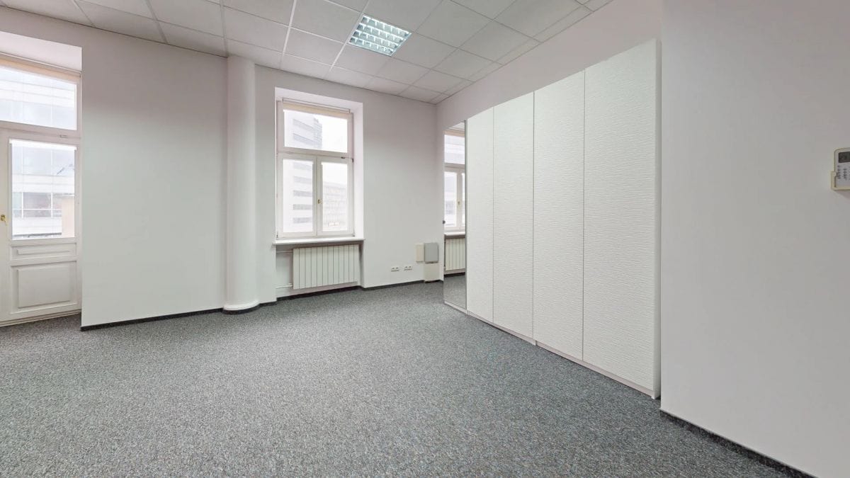 Mieszkanie 5 pokojowe na Sprzedaż