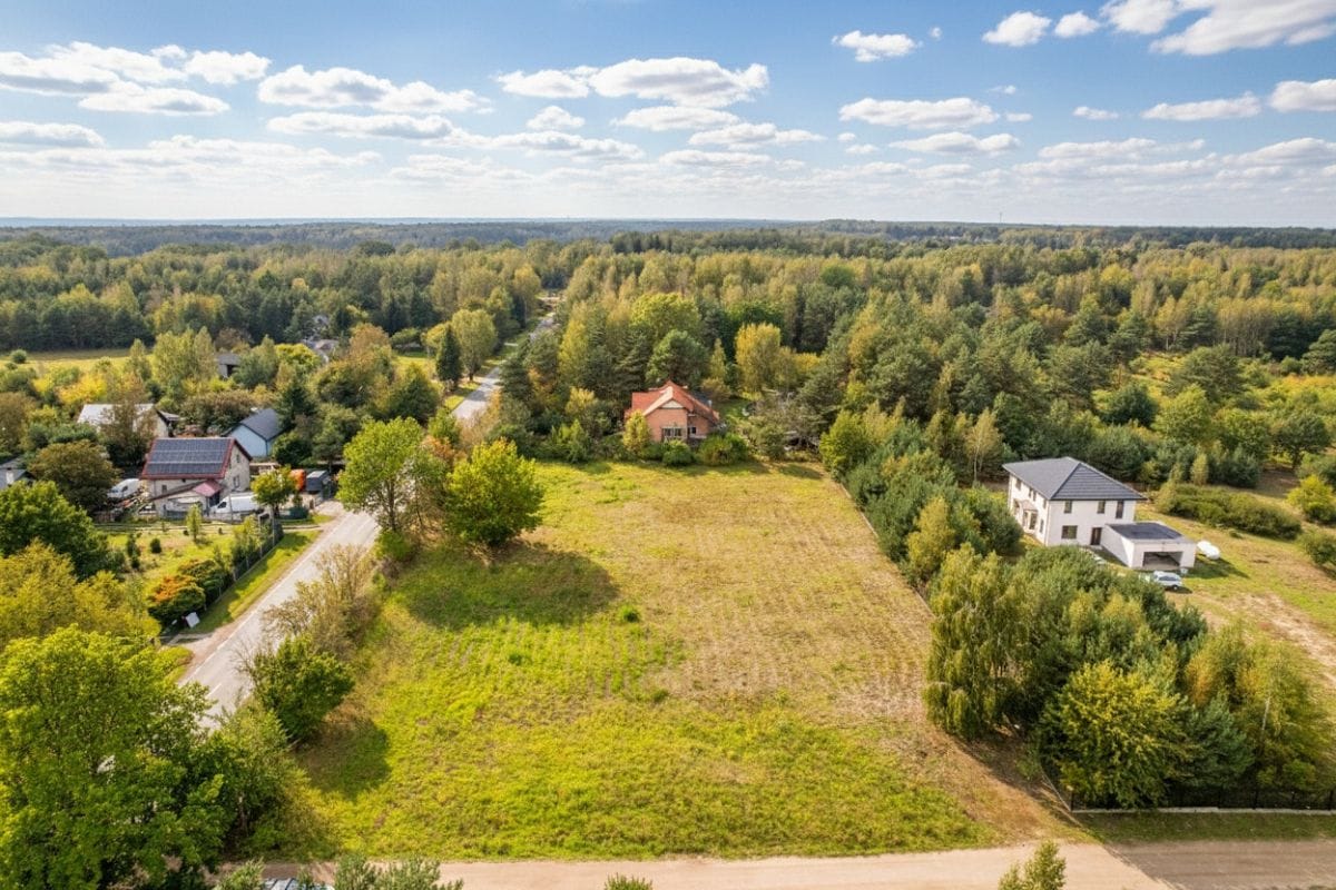 Działka  pokojowe na Sprzedaż