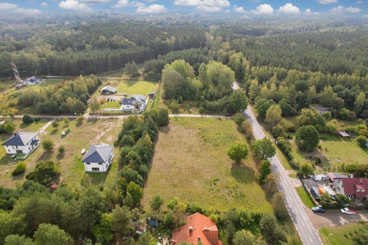 Działka  pokojowe na Sprzedaż