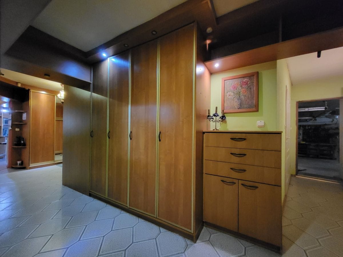 Dom 5 pokojowe na Sprzedaż