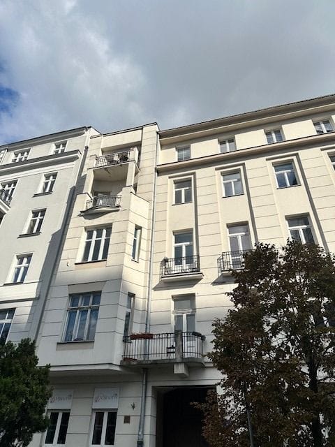 Lokal użytkowy  pokojowe na Wynajem