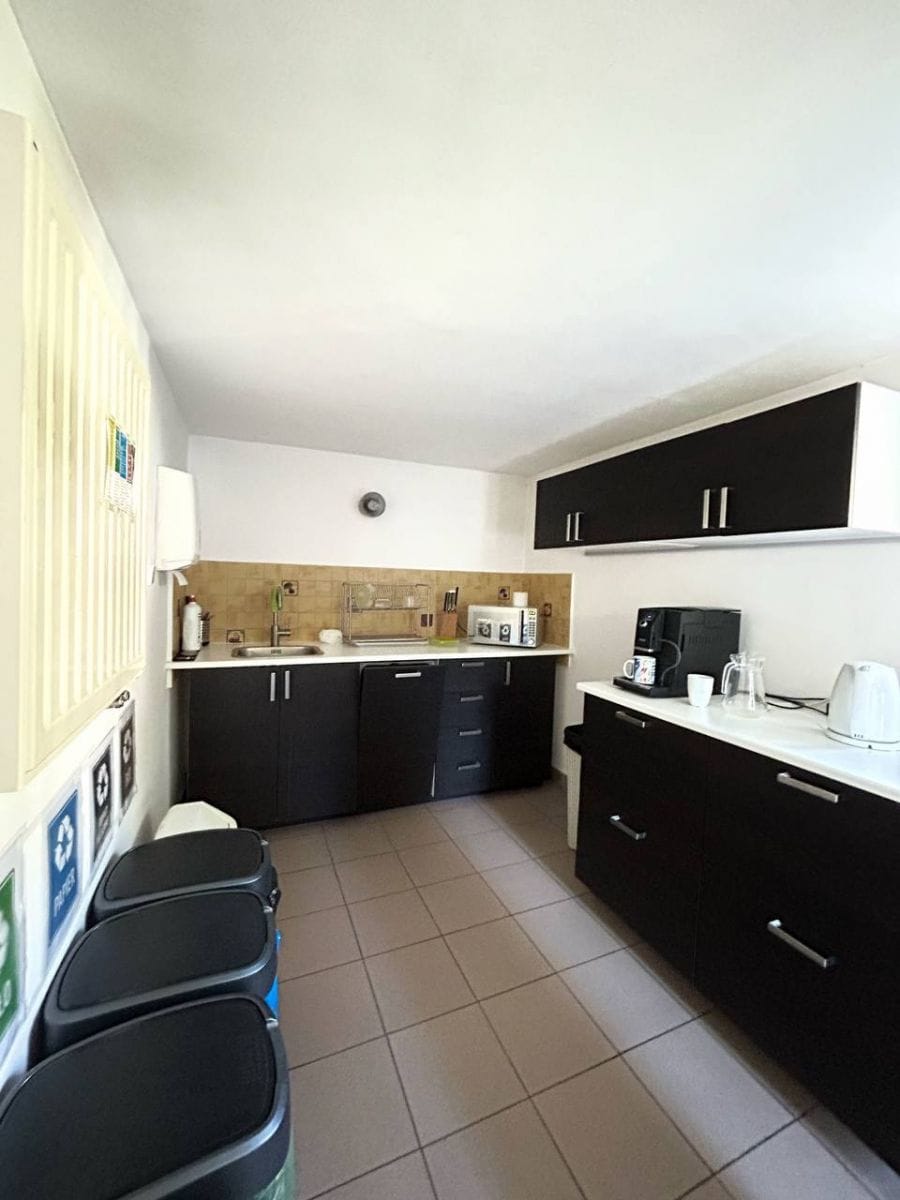 Lokal użytkowy  pokojowe na Wynajem