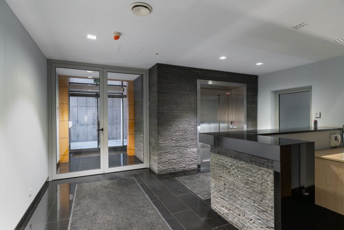 Mieszkanie 4 pokojowe na Sprzedaż