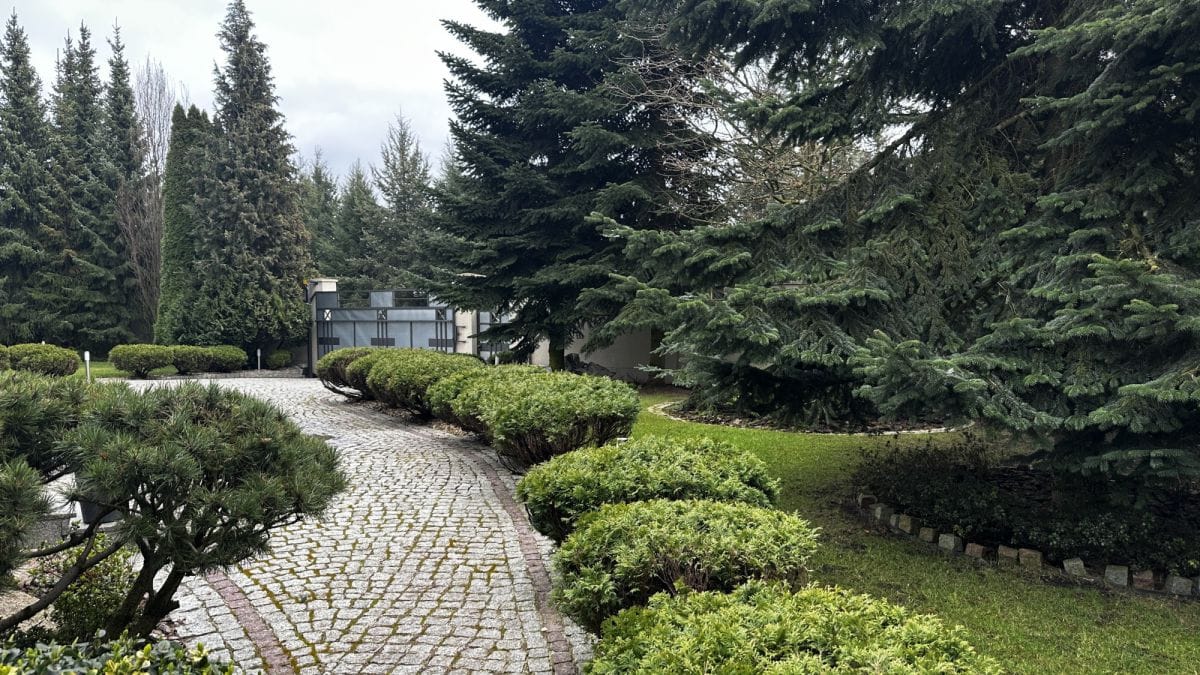 Dom 4 pokojowe na Sprzedaż