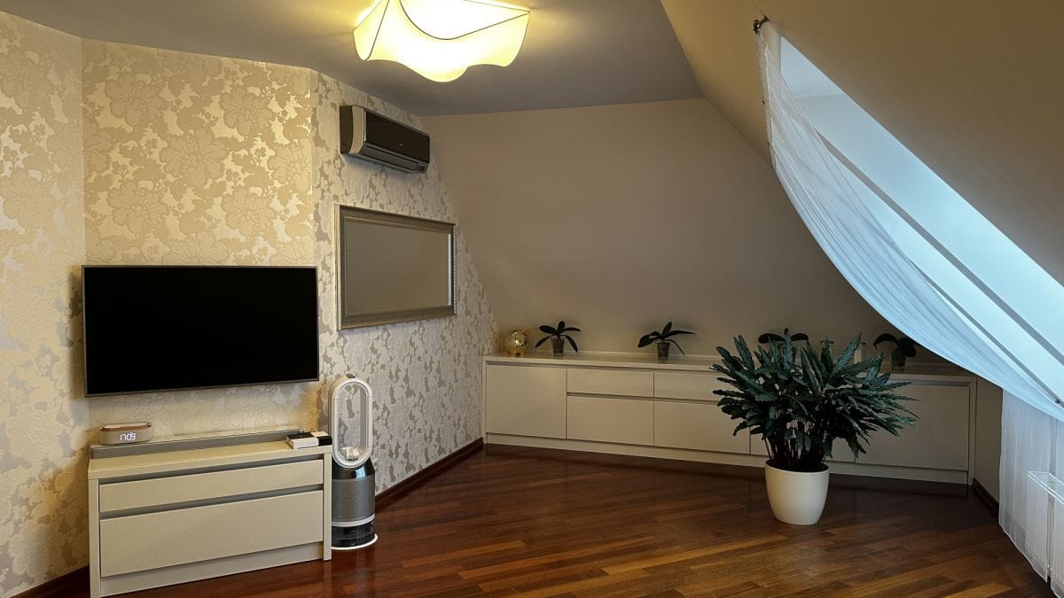 Dom 4 pokojowe na Sprzedaż