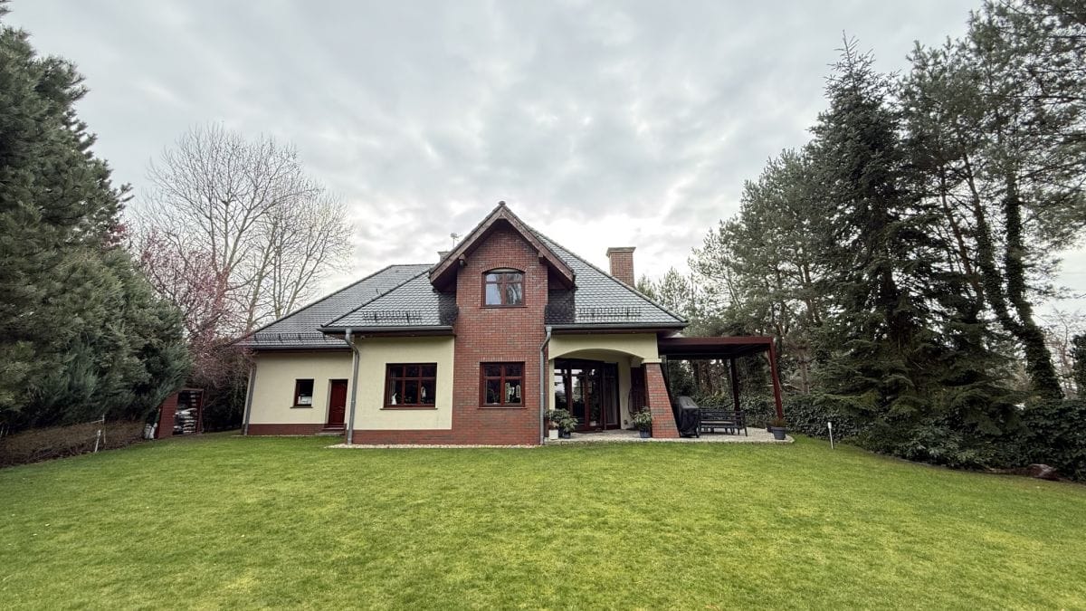 Dom 4 pokojowe na Sprzedaż