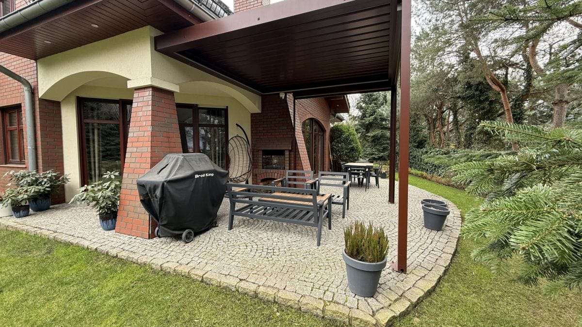 Dom 4 pokojowe na Sprzedaż