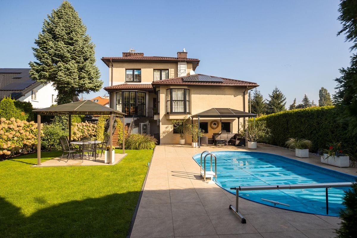 Dom 7 pokojowe na Sprzedaż