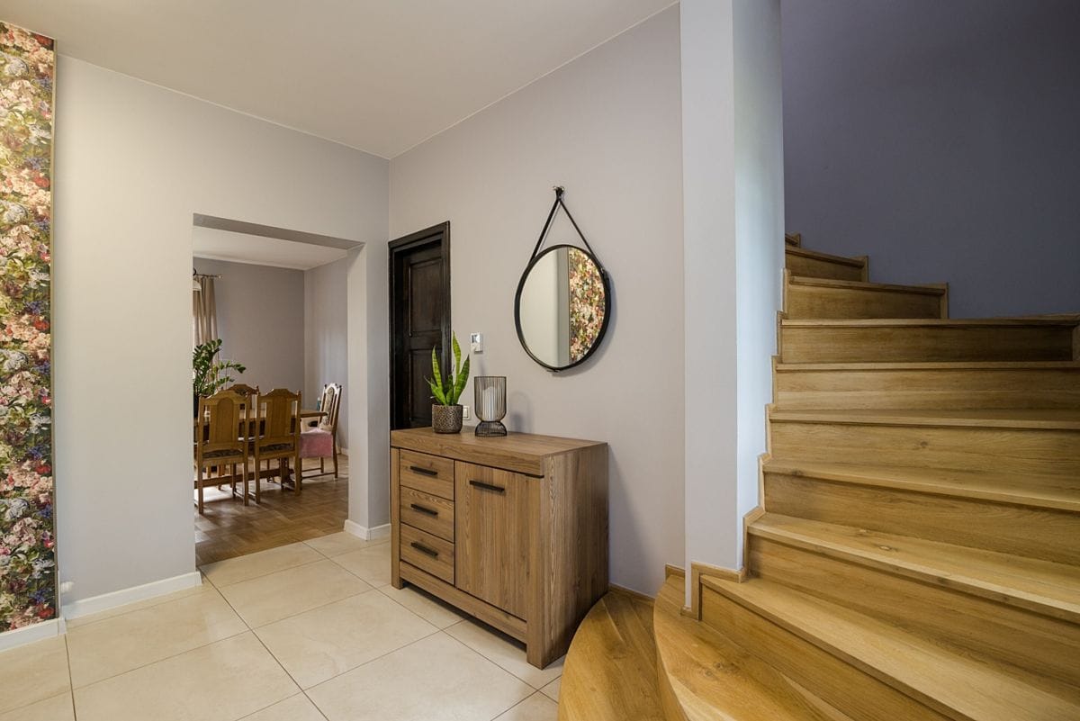 Dom 6 pokojowe na Sprzedaż