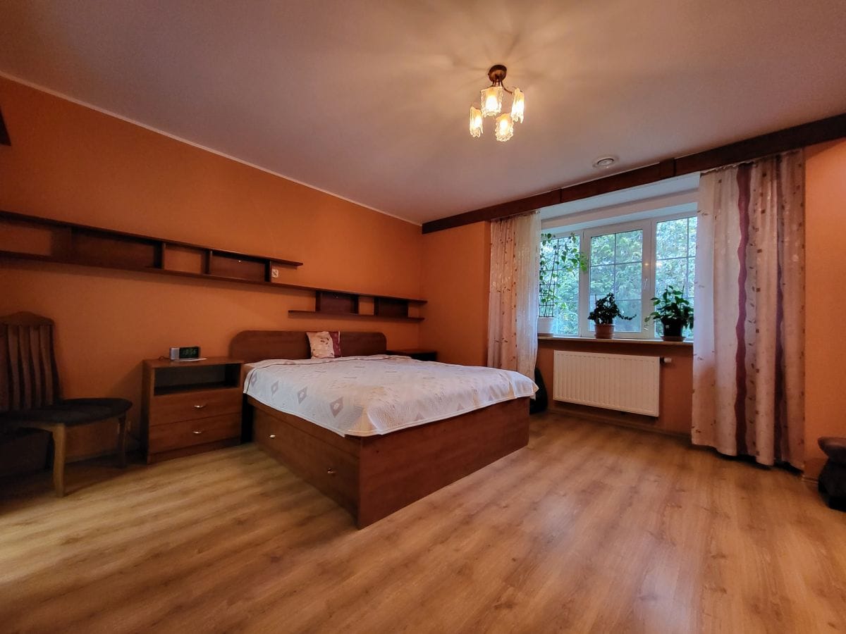 Dom 5 pokojowe na Sprzedaż