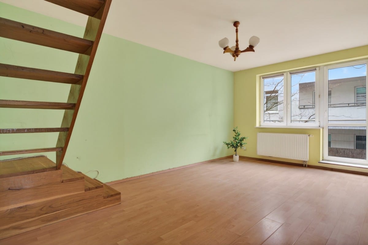 Mieszkanie 5 pokojowe na Sprzedaż