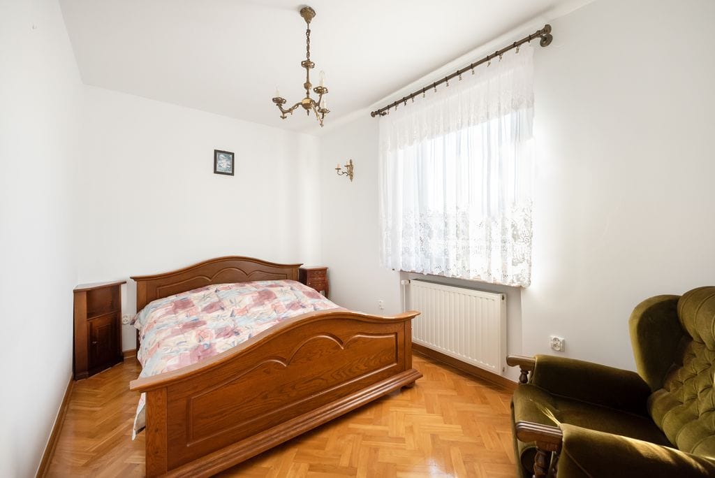 Dom 4 pokojowe na Sprzedaż