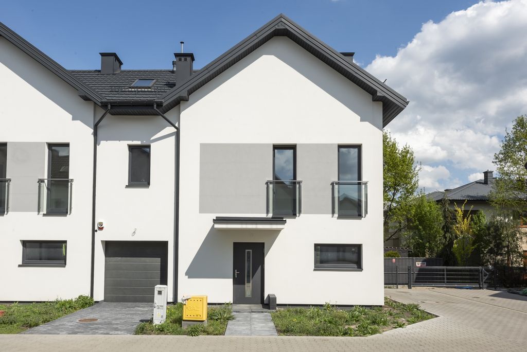 Dom 5 pokojowe na Sprzedaż